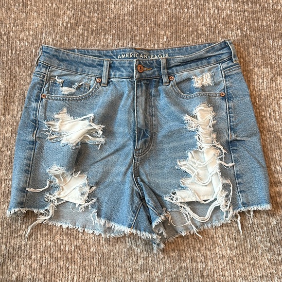 American Eagle Outfitters Pants - American Eagle Distressed Strigid Mom Short
